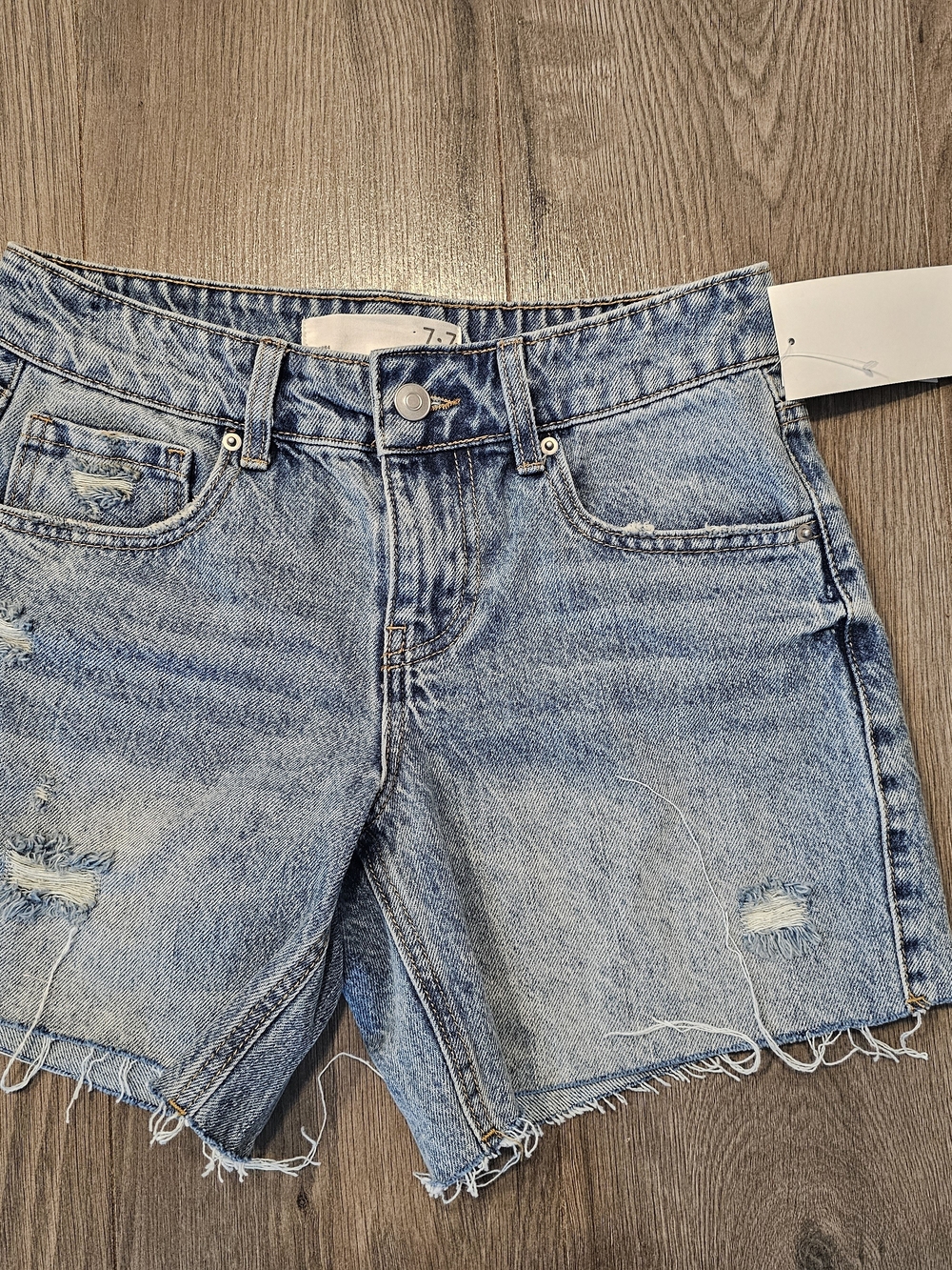 NWT Seven7 Women's Distressed Light Blue High-Rise Denim Shorts